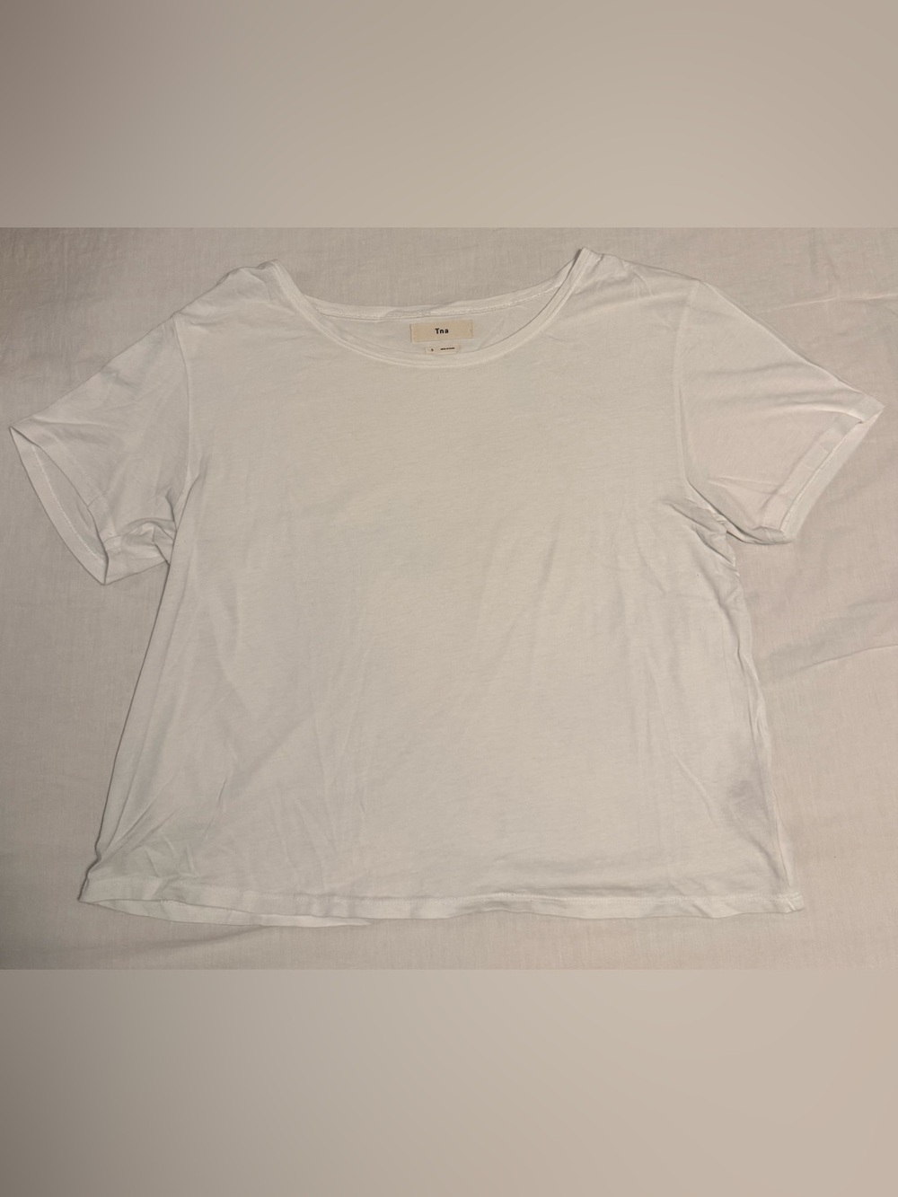 Aritzia Tna White Short Sleeve Tee